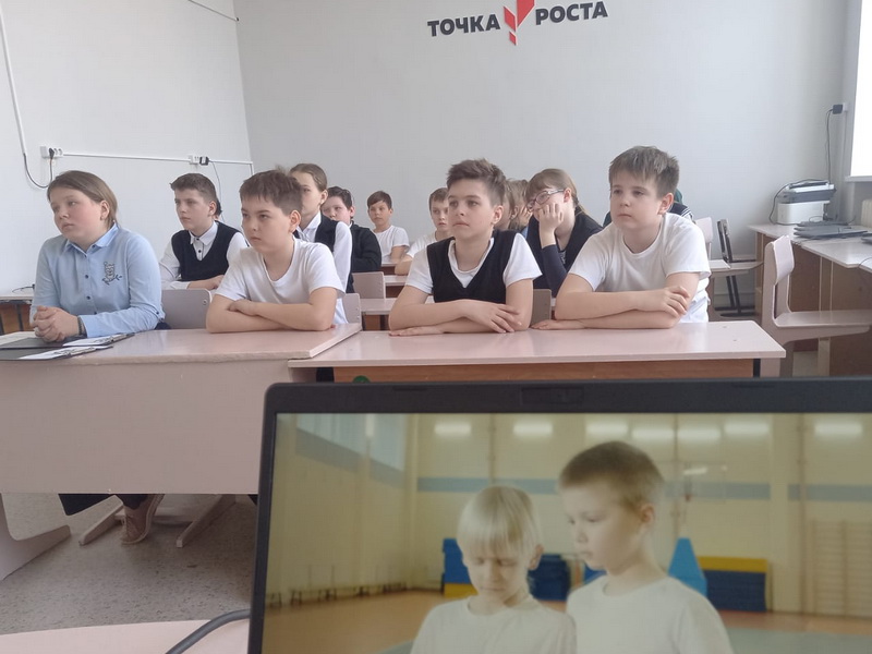 Кинолекторий ко Дню космонавтики.